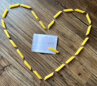 Dnes je Světový den laskavosti 💛 A my chceme říct jediné – DĚKUJEME. Děkujeme vám za každý nákup, úsměv i příběh, který s...